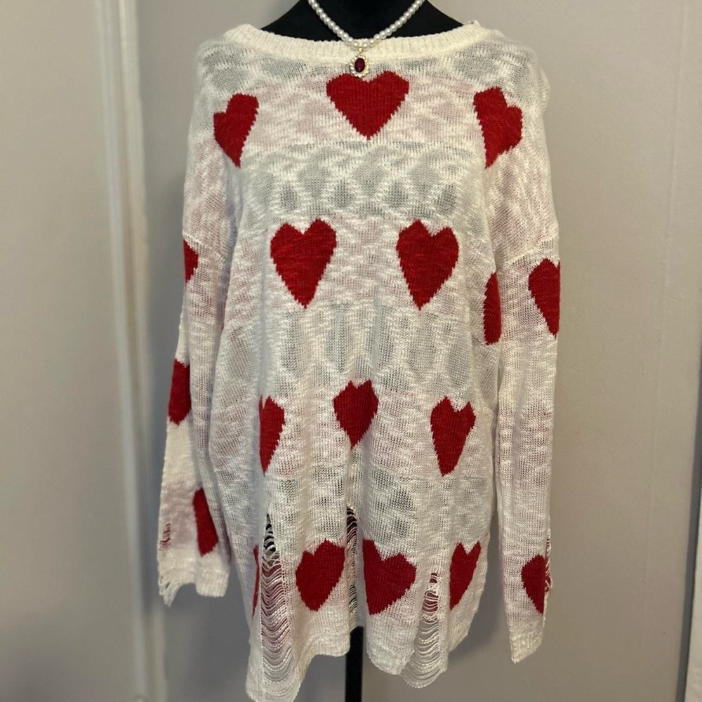 Long White Knit Sweater with Heart Pattern